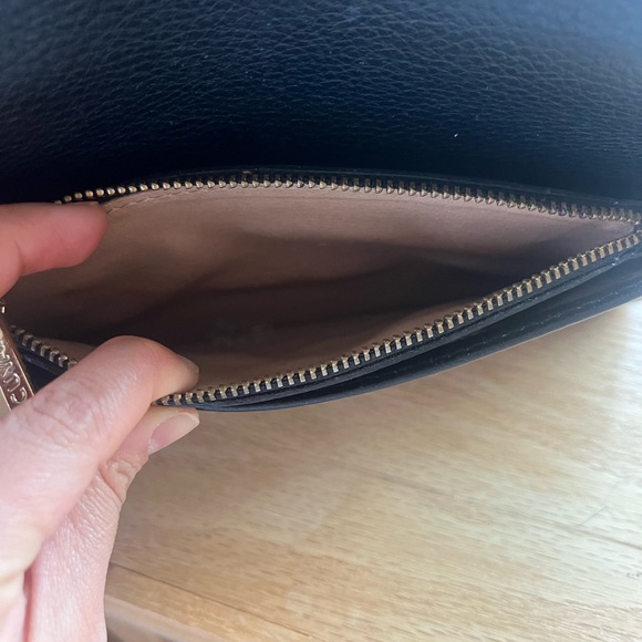 CUYANA Black Leather Toiletries Bag Case - Picture 3 of 5